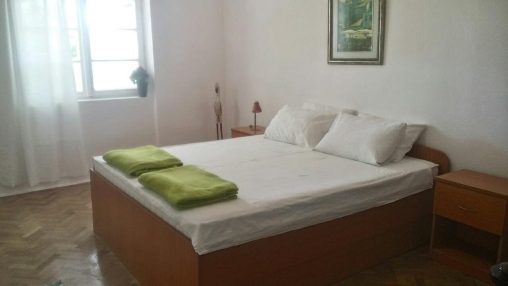 House Orange Apartments تْشيرسيك نوفي المظهر الخارجي الصورة